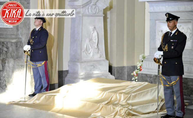 Bara Giovanni Falcone - Palermo - 23-06-2015 - La salma di Giovanni Falcone nella basilica di San Domenico