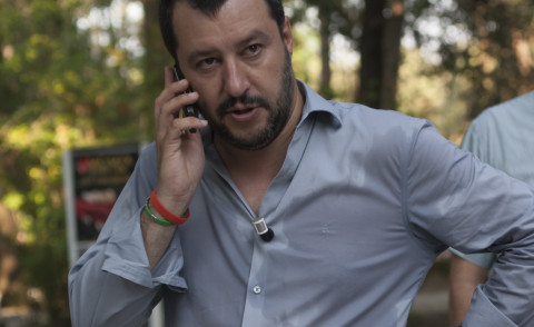 Matteo Salvini - Marina di Pietrasanta - 14-07-2015 - Matteo Salvini e i (grossi) problemi di sudorazione