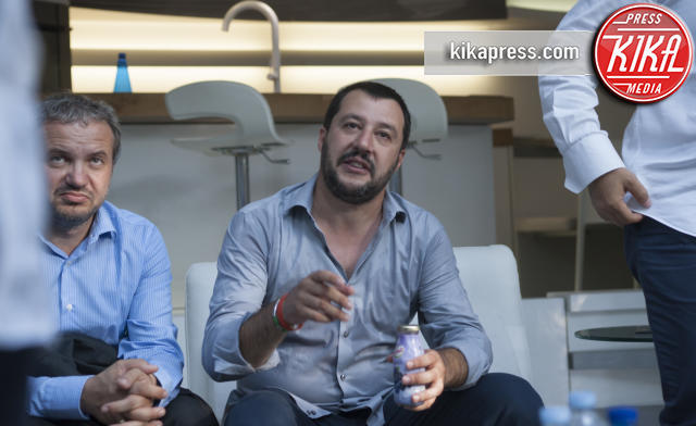 Matteo Salvini - Marina di Pietrasanta - 14-07-2015 - Estate 2016: che caldo insopportabile!