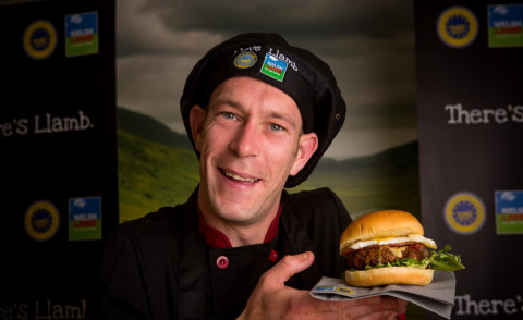 Royal Welsh Lamb Burger, Gareth Matheson - Anglesey - 21-07-2015 - Royal Welsh Lamb Burger, l'hamburger del principe William