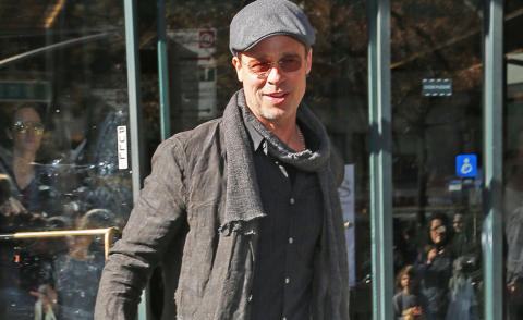 Brad Pitt - New York - 03-11-2015 - Star come noi: anche i Brangelina portano i figli in libreria