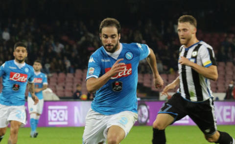 Gonzalo Higuain - Napoli - 08-11-2015 - Napoli-Udinese 1-0: Higuain ancora decisivo