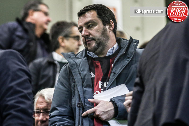 Matteo Salvini - Milano - 07-11-2015 - Matteo Salvini: dopo il verde Lega, c'è solo... il rossonero!