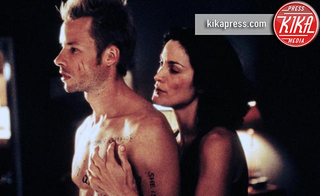 Memento, Carrie-Anne Moss, Guy Pearce - Hollywood - 17-11-2015 - Memento: dopo 14 anni arriva il remake