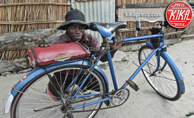 Ciclotaxi - Mozambico - 22-10-2013 - Quelimane, Mozambico, qui si viaggia solo su due ruote