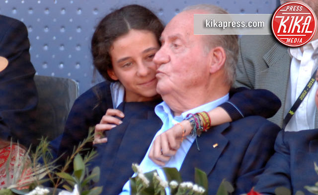 Juan Carlos  di Spagna, Victoria Federica De Marichalar - Madrid - 03-05-2016 - Juan Carlos, così affettuoso e così... nonno! 