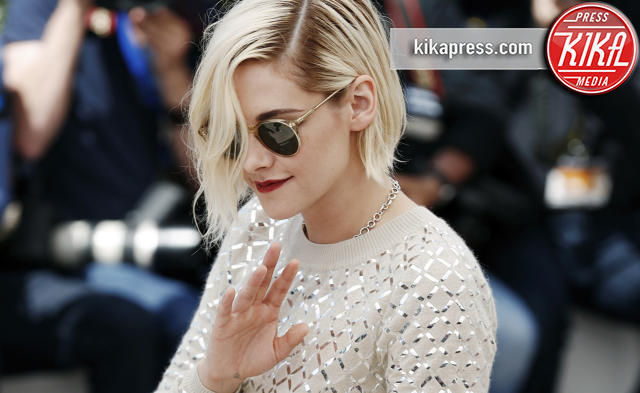 Kristen Stewart - Cannes - 17-05-2016 - Cannes 2016: Kristen Stewart si becca un sacco di fischi