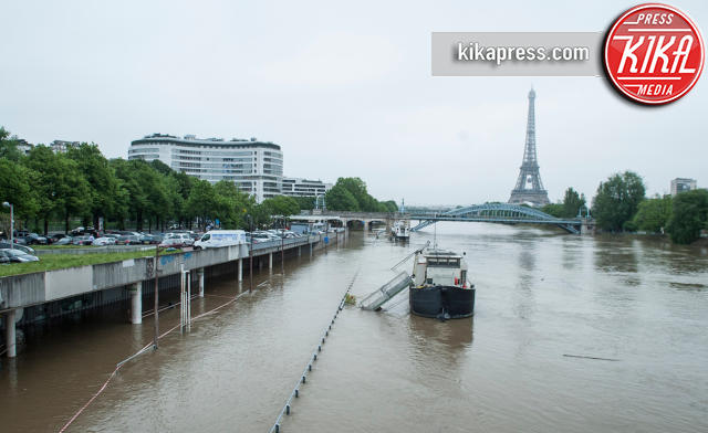 Inondazione a Parigi - Parigi - 02-06-2016 - Inondazione a Parigi: il centro della Ville Lumière come Venezia
