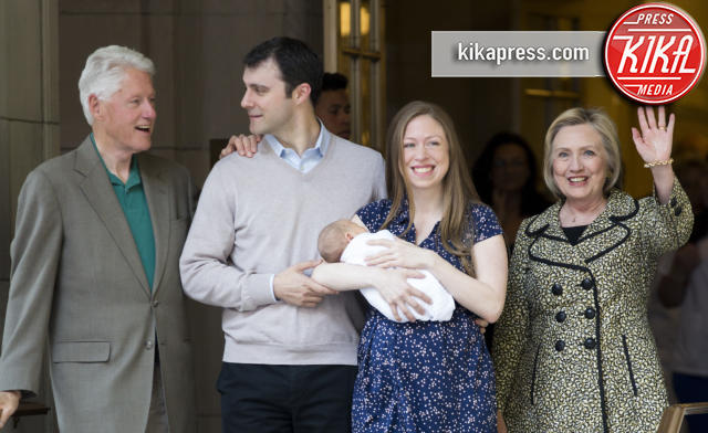 Marc Mezvinsky, Hillary Clinton, Chelsea Clinton, Bill Clinton - New York - 20-06-2016 - Chelsea Clinton mamma bis: è nato Aidan