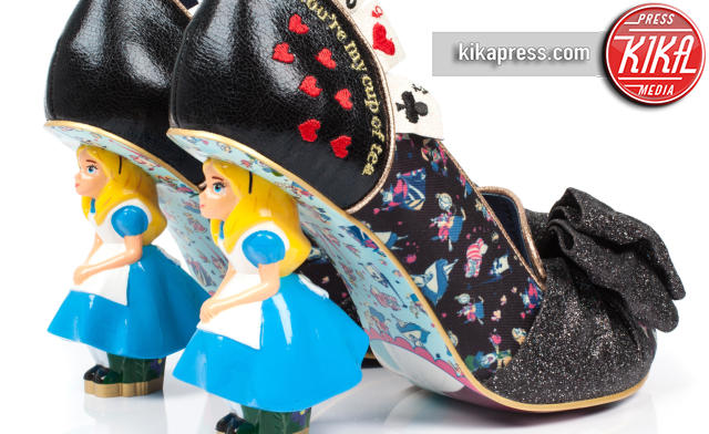 Scarpe Alice nel Paese delle Meraviglie - Londra - 30-08-2016 - Alice ispira le scarpe... delle meraviglie!