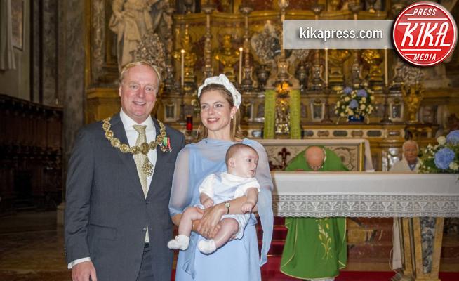 Principe Carlo Enrico di Borbone, Principe Carlo di Borbone, Principessa Annemarie Cecilia Gualtherie vanWeezel - Parma - 24-09-2016 - Parma, battesimo a corte per il piccolo Carlo di Borbone