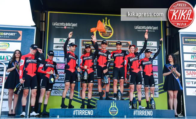 tirreno-adriatico 2017 - Lido di Camaiore - 08-03-2017 - La Bmc vince la prima tappa della Tirreno-Adriatico