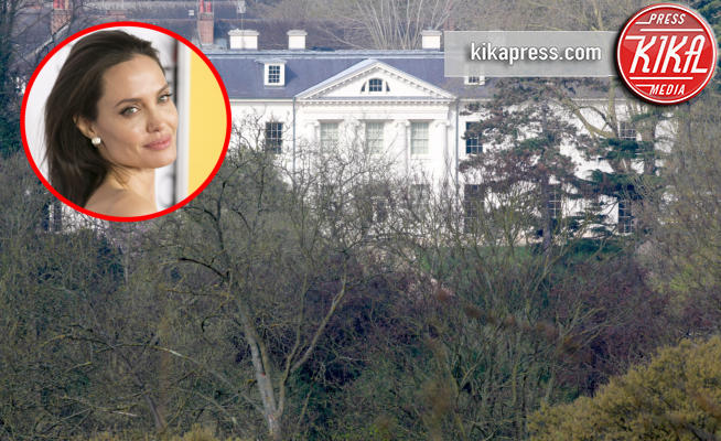 Londra - 27-03-2017 - Angelina Jolie vola a Londra: ecco dove vive coi figli