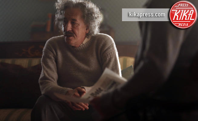 Geoffrey Rush - Hollywood - 19-11-2016 - Geoffrey Rush è Albert Einstein: le prime foto della serie