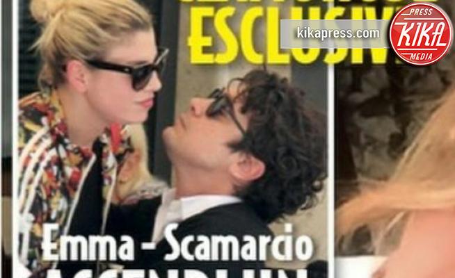 Riccardo Scamarcio, Emma Marrone - Riccardo Scamarcio bacia Emma Marrone? Il gossip impazza sul web