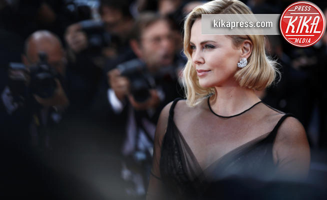 Charlize Theron - Cannes - 23-05-2017 - Charlize Theron: 