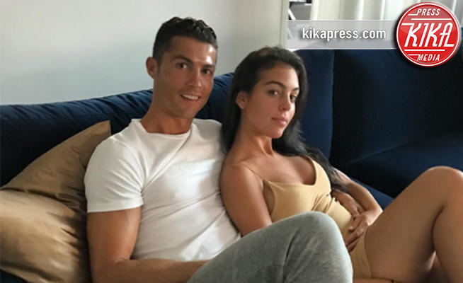 Georgina Rodriguez, Cristiano Ronaldo - Madrid - Cristiano Ronaldo incinto? La foto con Georgina fa discutere