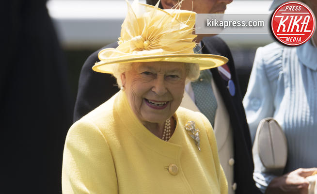 Regina Elisabetta II - Ascot - 21-06-2017 - Royal Ascot, la Regina Elisabetta sceglie il giallo canarino