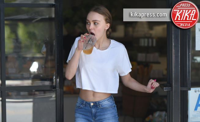 Lily Rose Depp - Los Angeles - 22-06-2017 - Lily-Rose, la figlia di Johnny Depp, è troppo magra