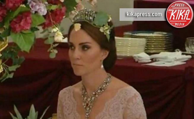 Kate Middleton - Londra - 13-07-2017 - Kate Middleton alla cena di stato con la tiara di Lady Diana