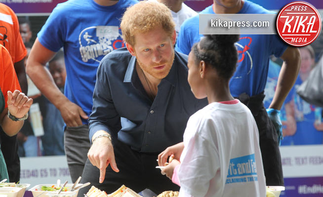 Principe Harry - Londra - 28-07-2017 - Il principe Harry incontra i bambini dei quartieri disagiati