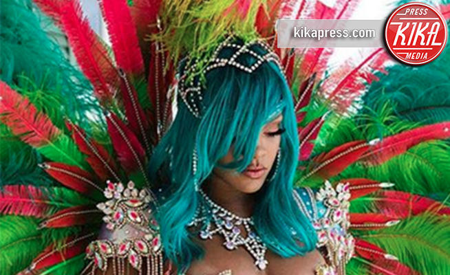 Rihanna - Barbados - Epic Fail di Rihanna! Trova l'errore nella foto