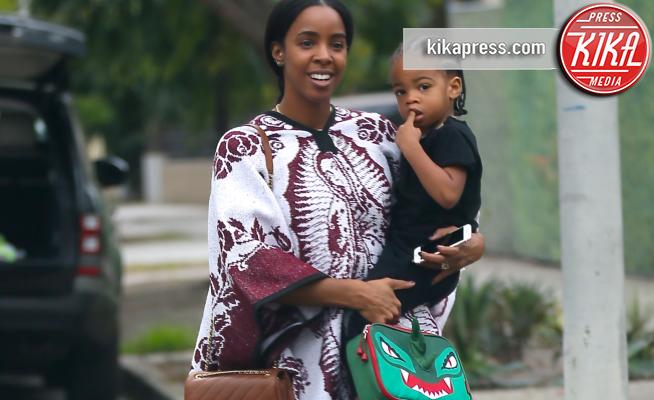 Titan Jewell  Witherspoon, Kelly Rowland - Los Angeles - 30-10-2017 - Coperta & Chanel, il curioso mix & match di Kelly Rowland
