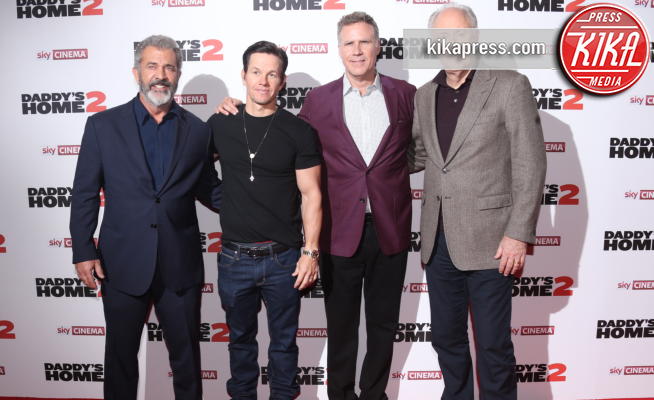 John Lithgow, Mark Wahlberg, Will Ferrell, Mel Gibson - Londra - 17-11-2017 - Poker d'assi alla premiere inglese di Daddy's Home 2