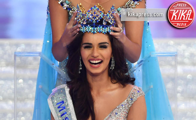Stephanie Del Valle, Manushi Chhillar - 18-11-2017 - Ecco Manushi Chhillar, 20 anni, Miss Mondo 2017