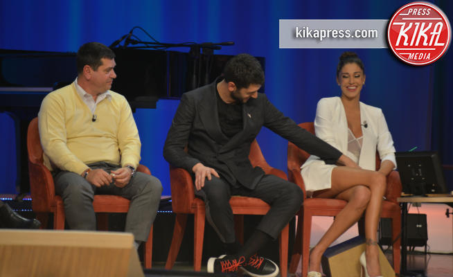 Jeremias Rodriguez, Belen Rodriguez - Roma - 22-11-2017 - Imprevisto hot per Belen Rodriguez al Maurizio Costanzo Show
