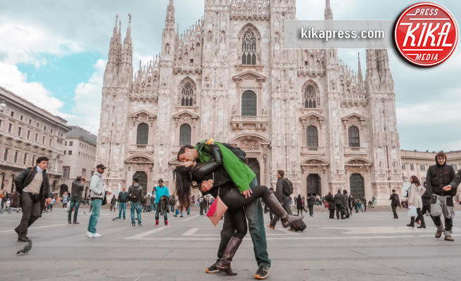 Rob e Joli - Milano - 04-12-2017 - Il rapporto a distanza più romantico del mondo