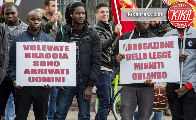 Manifestazione migranti Roma - Roma - 16-12-2017 - Roma: centinaia di migranti in piazza per i loro diritti