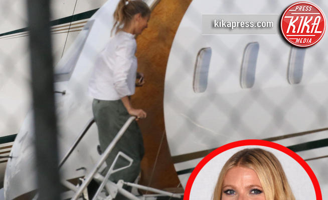 Gwyneth Paltrow - Van Nuys - 02-01-2018 - Anche Gwyneth Paltrow usa il jet privato!