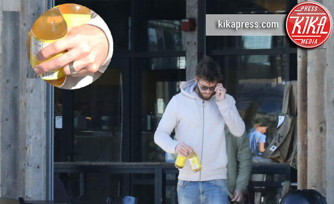 Liam Hemsworth - Malibu - 26-01-2018 - Miley Cyrus e Liam Hemsworth: fiori d'arancio in arrivo?