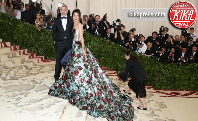 Amal Clooney, George Clooney - New York - 08-05-2018 - Met Gala 2018: le foto più belle dell'Oscar della moda