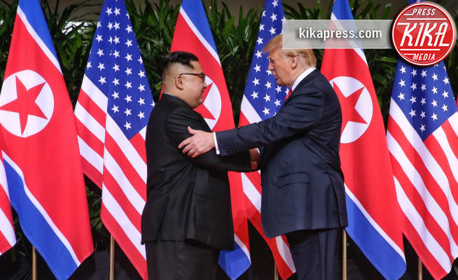 Kim Jong-un, Donald Trump - Singapore - 11-06-2018 - Donald Trump e Kim jong-un, la storica stretta di mano 