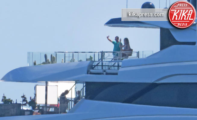 25-07-2018 - Murder Mystery, Jennifer Aniston e Adam Sandler: che yacht!