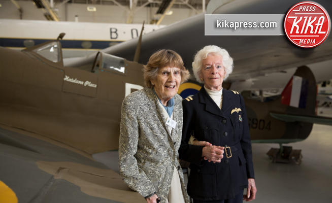 30-05-2015 - Addio a Mary Ellis, la donna che pilotava gli Spitfire