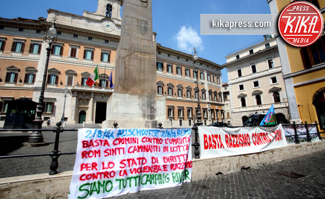 Manifestazione rom e sinti - Roma - 02-08-2018 - Roma, rom e sinti scendono in piazza contro il razzismo
