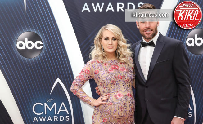 Mike Fisher, Carrie Underwood - Nashville - 14-11-2018 - Country Music Awards: il red carpet dell'amore... e delle mamme!