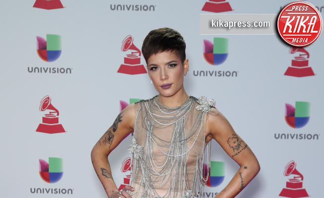 Halsey - Las Vegas - 16-11-2018 - Latin Grammy Awards: Halsey splende sul red carpet