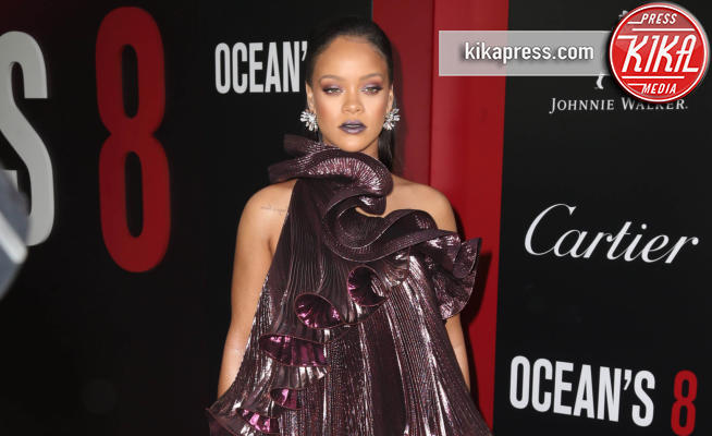 Rihanna - New York - 06-06-2018 - Rihanna porta in tribunale suo padre: ecco perche'