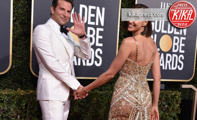 Irina Shayk, Bradley Cooper - Beverly Hills - 06-01-2019 - Golden Globe: il look piu' sexy del red carpet? Vince lei!