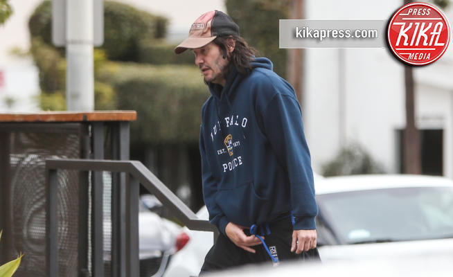 Los Angeles - 03-02-2019 - Keanu Reeves, ma dove metti le mani?