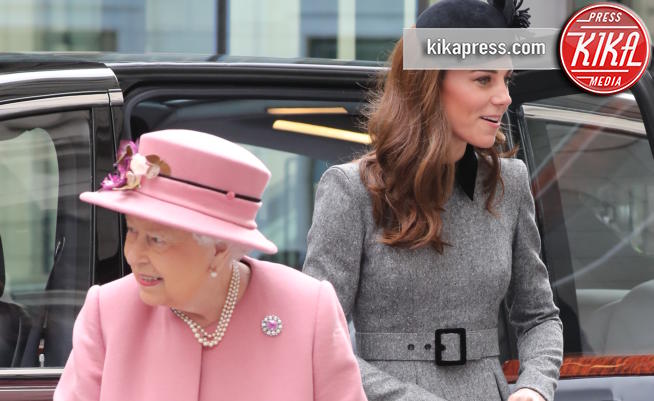 Regina Elisabetta II, Kate Middleton - Londra - 19-03-2019 - Elisabetta II e Kate Middleton, così diverse eppure così simili