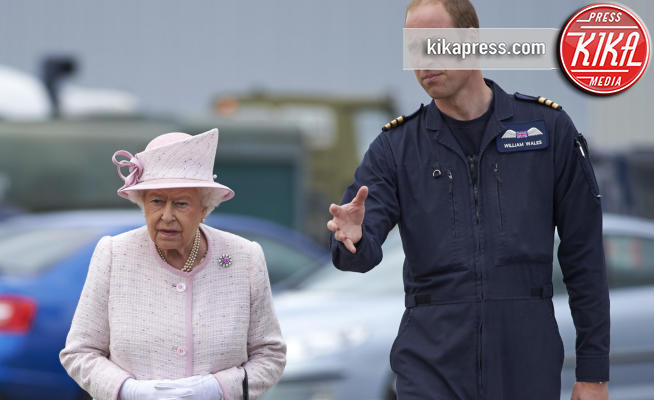 Regina Elisabetta II, Principe William, Principe Filippo Duca di Edimburgo - Cambridge - 13-07-2016 - William come Bond: una spia per l'MI6 al servizio di Sua Maestà