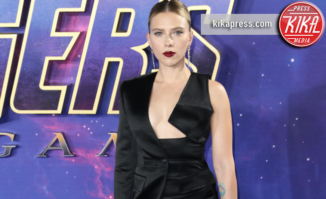 Scarlett Johansson - Londra - 10-04-2019 - Due vestiti in uno, Scarlett Johansson è magnifica