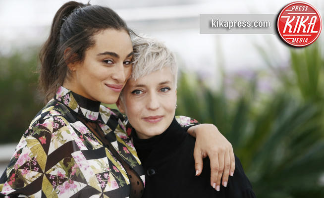 Jeanne Added, Camelia Jordana - Cannes - 21-05-2019 - Cannes 2019, il photocall di Haut les filles