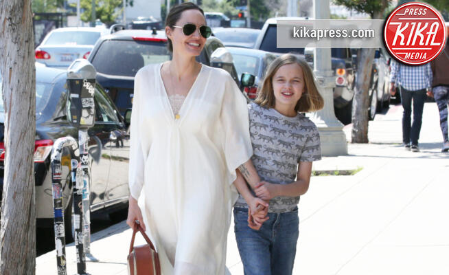 Vivienne Jolie Pitt, Angelina Jolie - Los Feliz - 23-06-2019 - Angelina Jolie: Keanu Reeves? No, l'amore è tutto per i figli