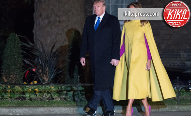 Melania Trump, Donald Trump - Londra - 03-12-2019 - Un'esplosione di colori, Melania Trump abbaglia anche la Regina